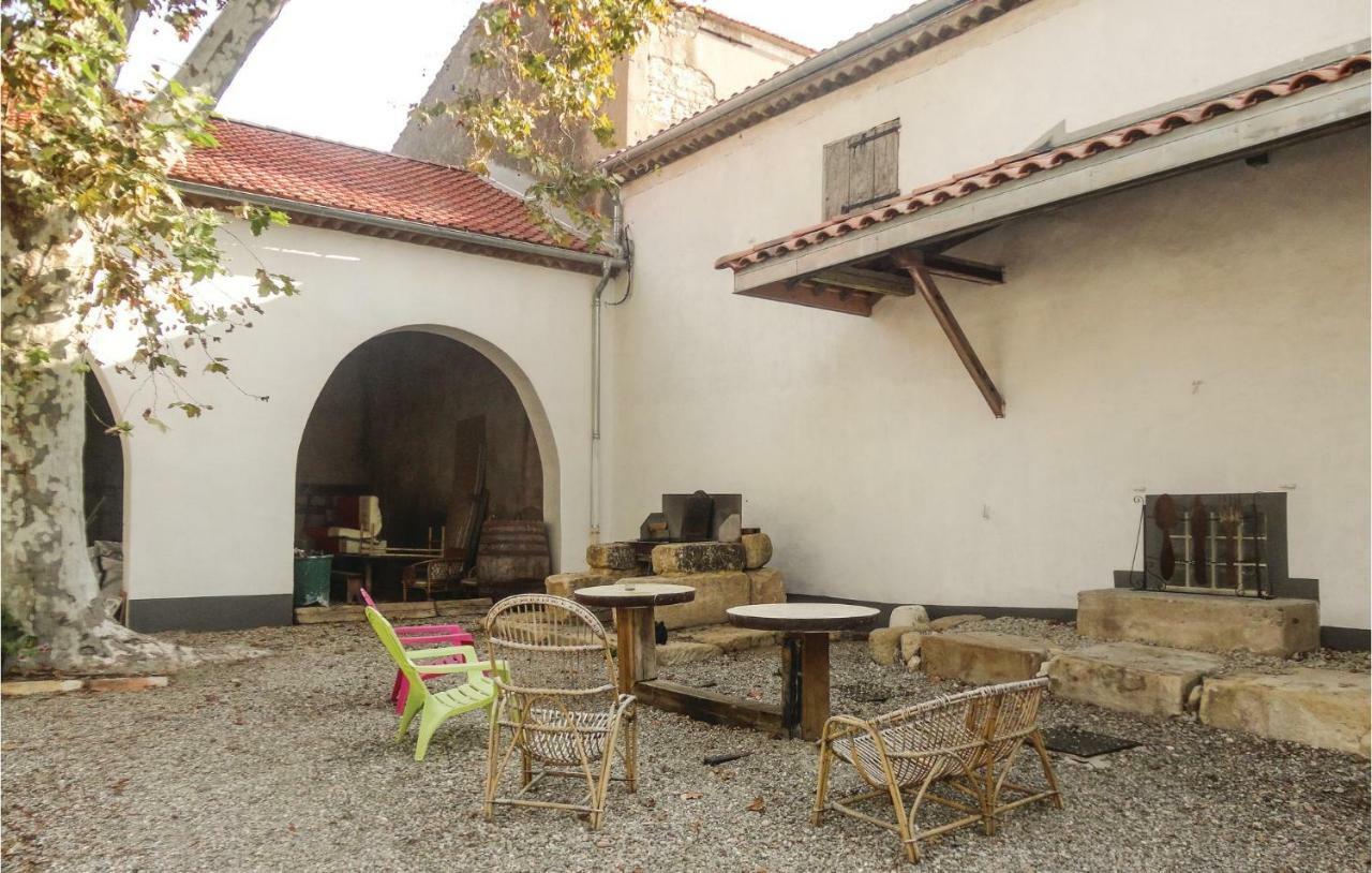 2 Bedroom Amazing Home In Narbona Esterno foto